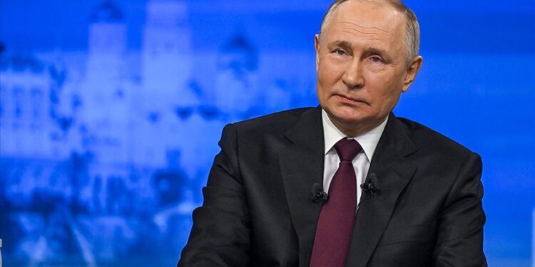 RUS LİDER PUTİN KANSER AŞISINI BULDUKLARINI AÇIKLADI.