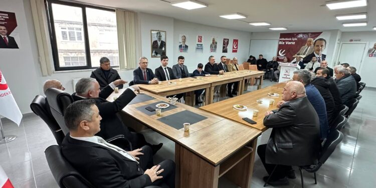 YENİDEN REFAH PARTİSİNDE BAYRAMLAŞMA