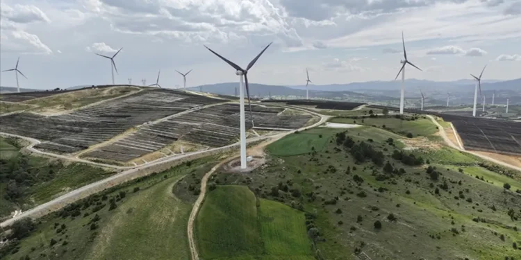 ENERJİDE DEV HAMLE
