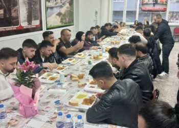 GİRESUN TARİH BÖLÜMÜ ÖĞRENCİLERİNE BURSA DOĞANKENT’LİLER DERNEĞİNDEN FARK YARATAN MİSAFİRPERVERLİK