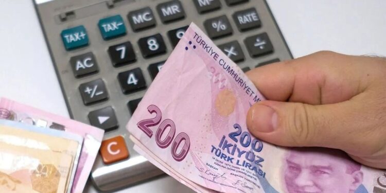 MEMUR VE EMEKLİ ZAMMI İÇİN İLK HESAPLAR ORTAYA ÇIKTI